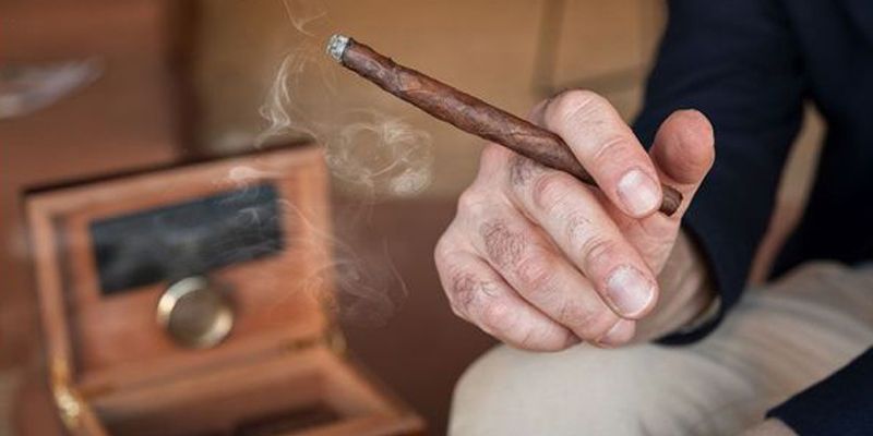The Guide to start smoking Tuscan cigars