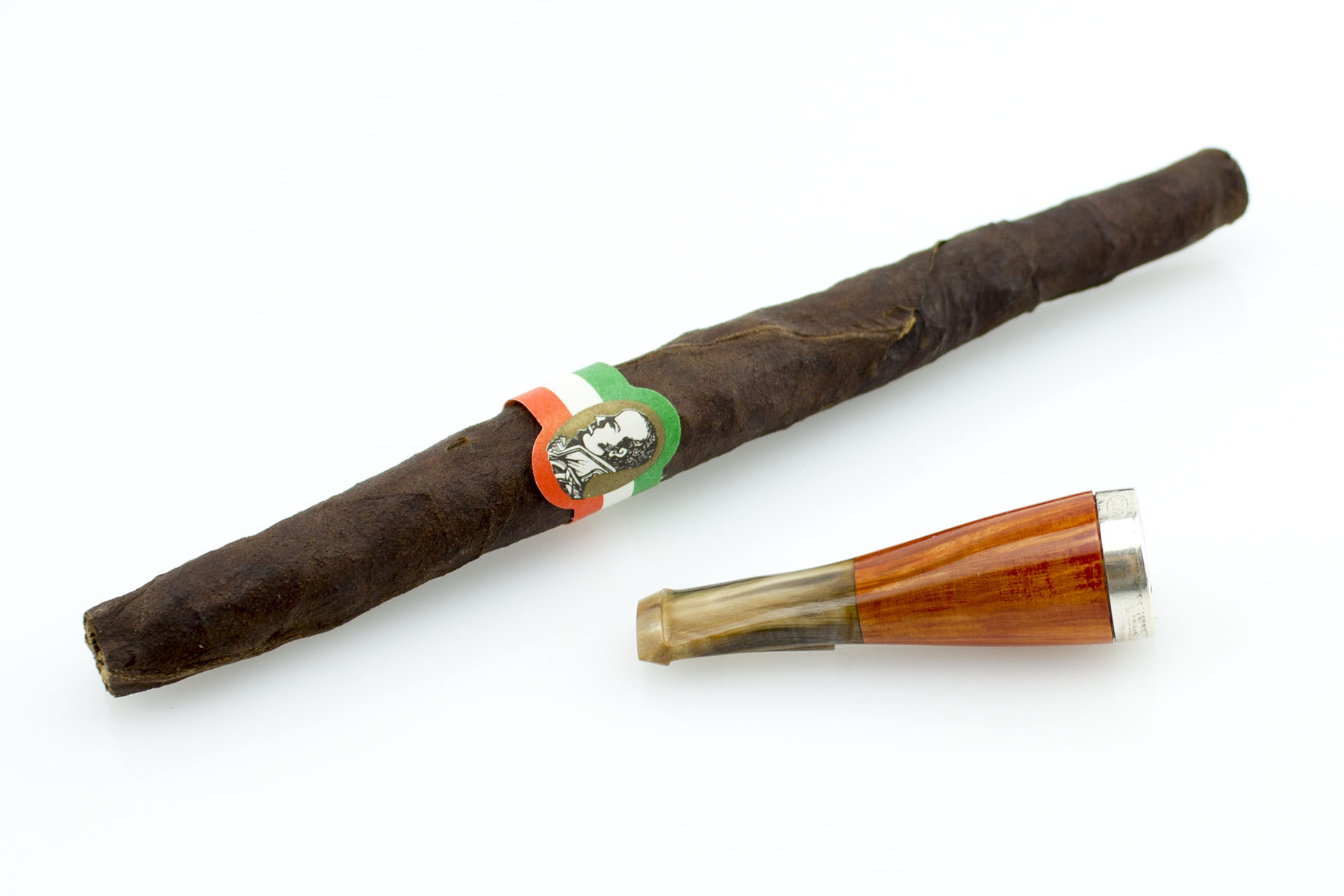 BOCCHINO PER SIGARO TOSCANO FUMA TOSCANO CORNO E RADICA SALVAFUOCO IN ARGENTO 925 BOCCHINO-CA