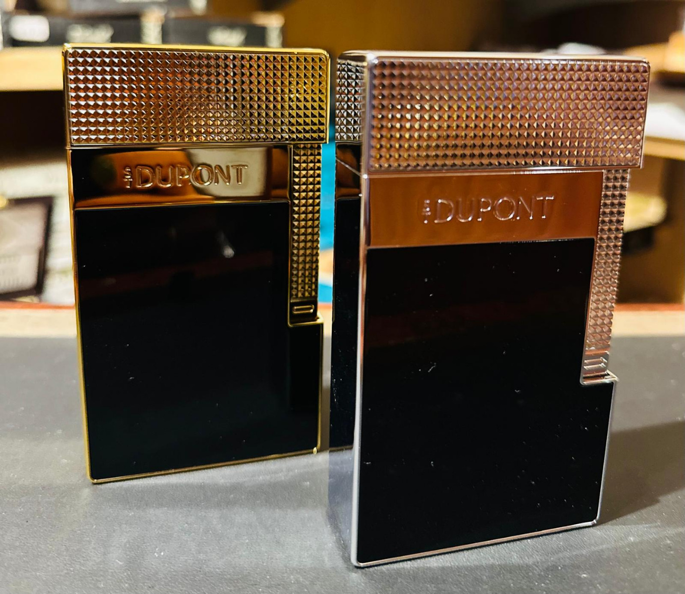 Accendino da tavolo S.T. Dupont